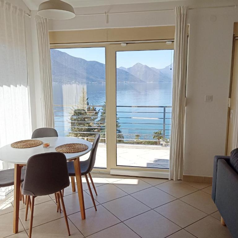 Duplex Kotor Ljuta with great views - Two-Bedroom Apartment - 17