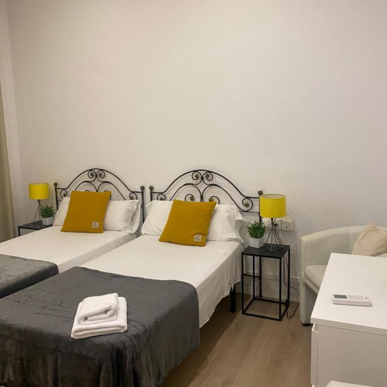 555 Apartments BCN - Five-Bedroom Apartment - 3