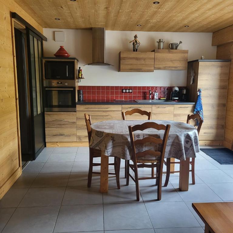 Appartement cosy face aux Aravis - Appartamento con 1 Camera da Letto - 8