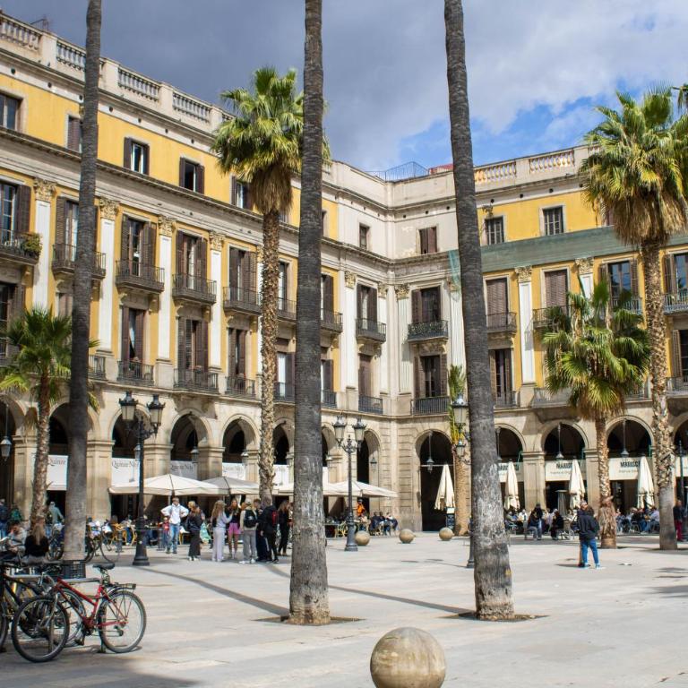 Hostal Ambos Mundos - Double Room with Balcony - 4