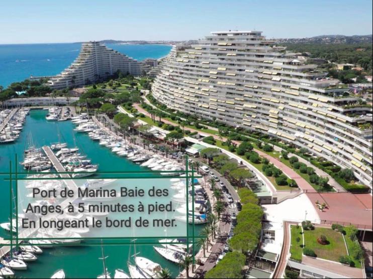 Côte d'Azur joli studio 3 étoiles , 50m plage, climatisation , parking privé - Appartement 1 Chambre - 20