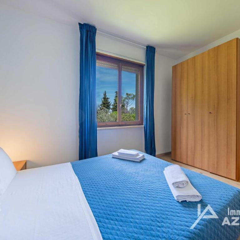 Darina - Immobiliare Azzurra - Appartamento con Vista Piscina - 9