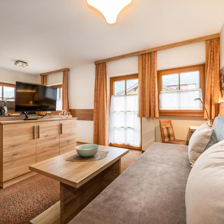 Ferienhaus Birgit - inklusive Eintritt Alpentherme Bad Hofgastein - Großes Apartment mit Balkon (2-4 Personen) - 3