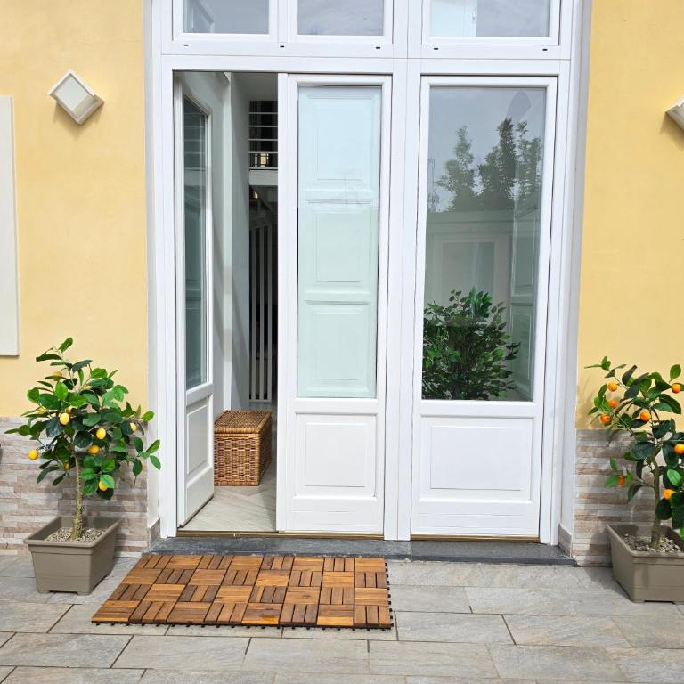 Grazy Home - Bright new Apt with Terrace and Seasonal Pool - Two-Bedroom House - 11