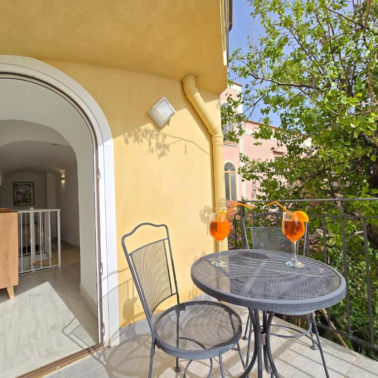 Grazy Home - Bright new Apt with Terrace and Seasonal Pool - Two-Bedroom House - 44