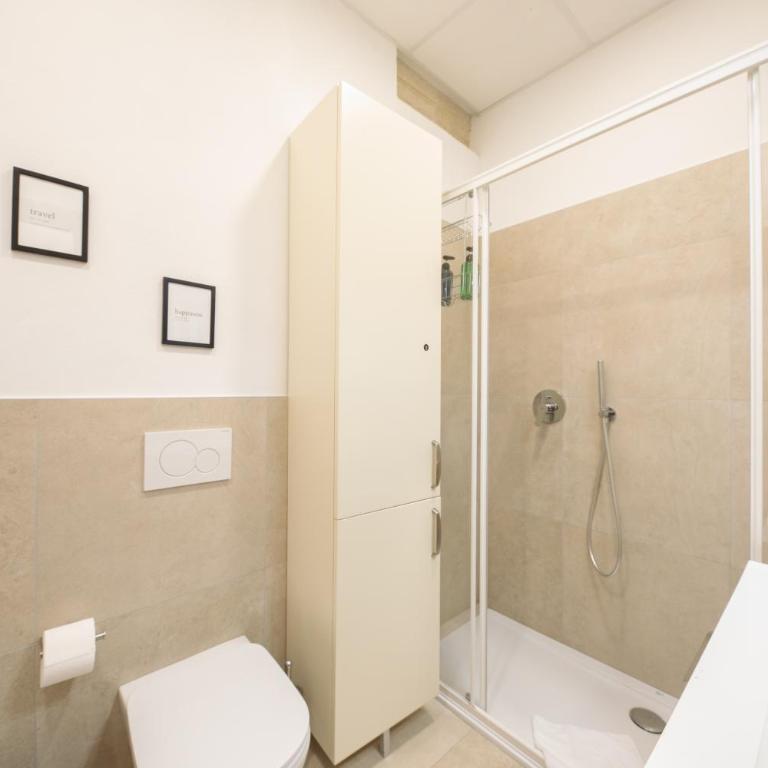 Domus Arena Exclusive Apartment - 5 letti - 300 mt Arena di Verona - Appartamento con 1 Camera da Letto - 9