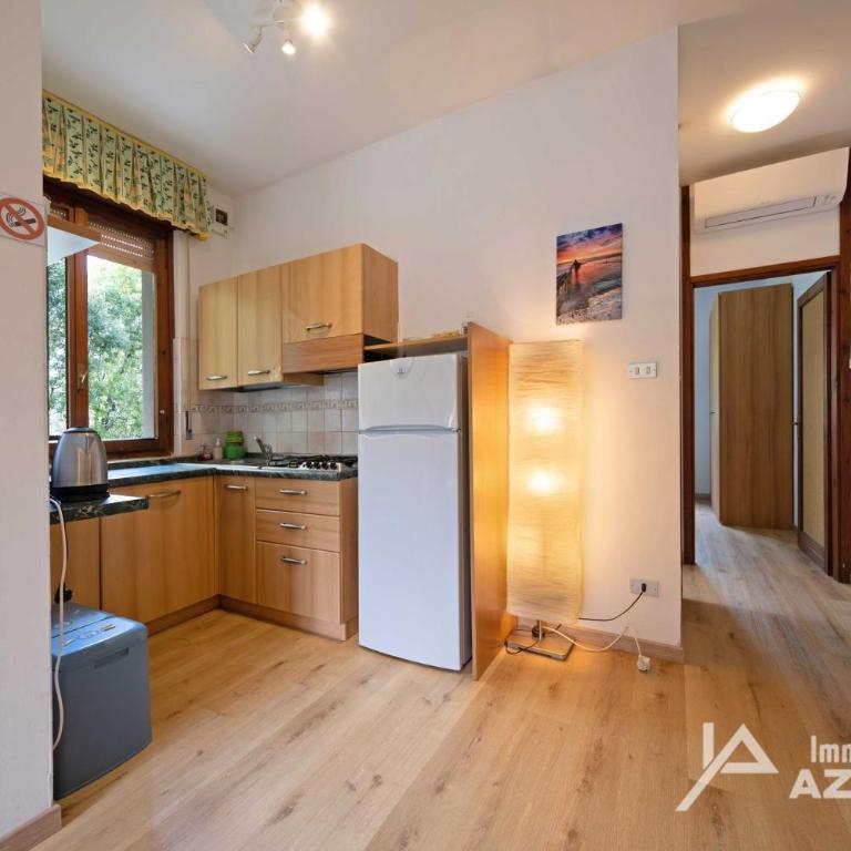 Darina - Immobiliare Azzurra - Appartamento con Vista Piscina - 15