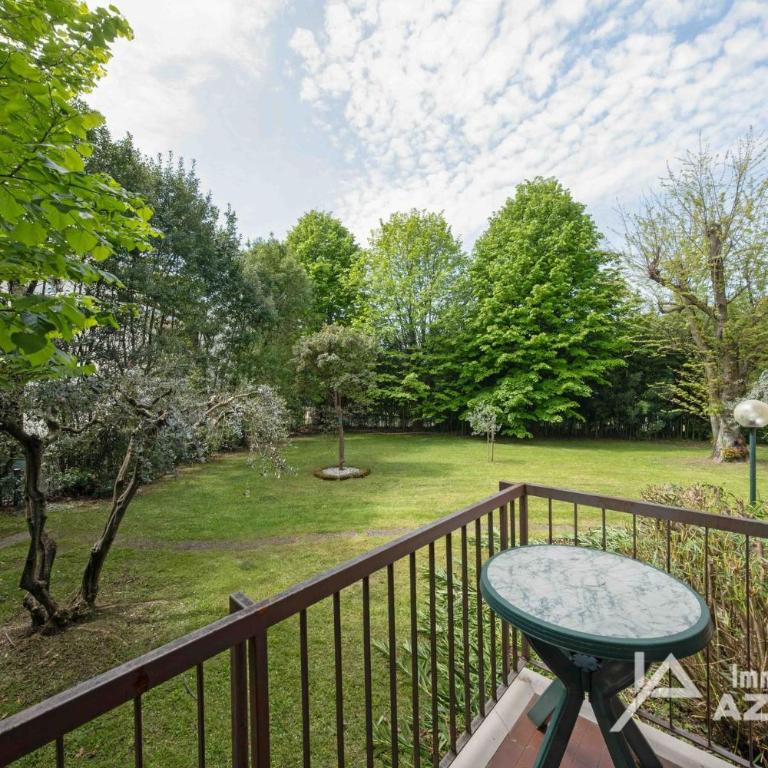 Darina - Immobiliare Azzurra - Appartamento con Vista Piscina - 20