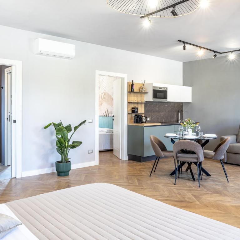 Domus Angeli - Two-Bedroom Superior Apartment - 5