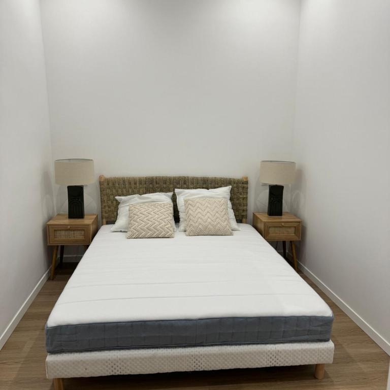 Centre Ville - Refait à neuf - Calme - Clim - Apartment mit 1 Schlafzimmer - 17