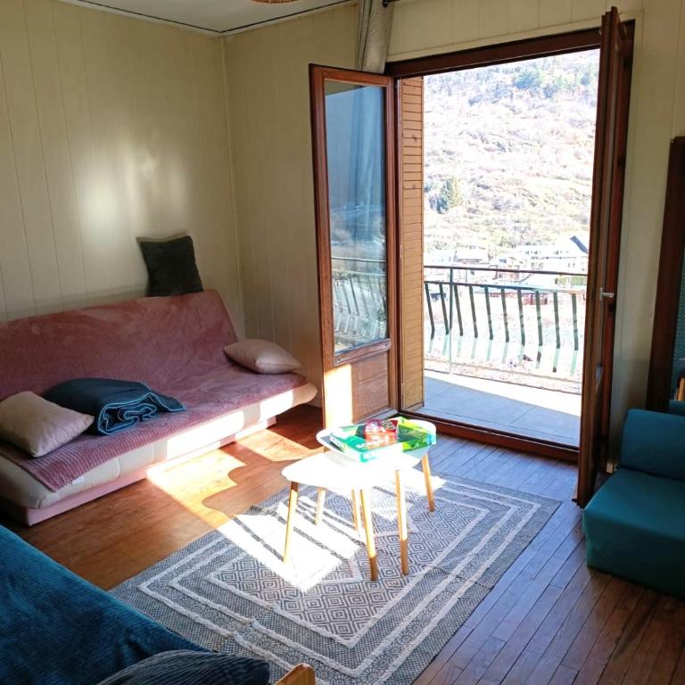 Saint-Michel de Maurienne, appartement de 45 m² - Appartement 1 Chambre - 2