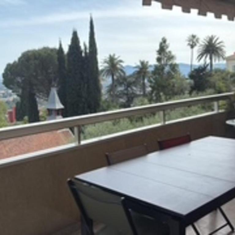 Nice 4 bedroom apartment with sea view - air conditioning - pool - Appartement - 52