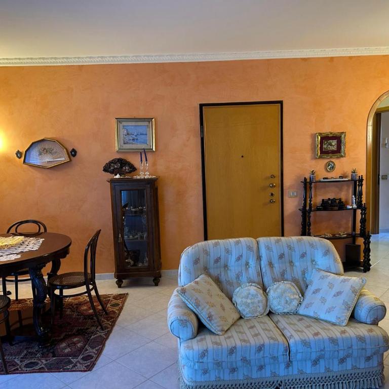 Appartamento Vista Golfo - Three-Bedroom Apartment with View - 11