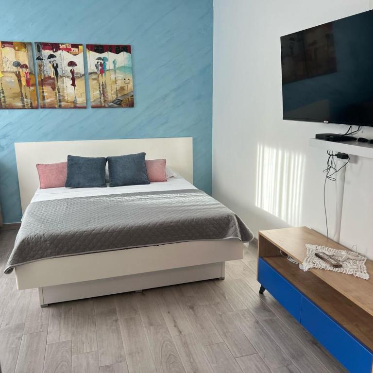 Budva APT - One-Bedroom Apartment - 3