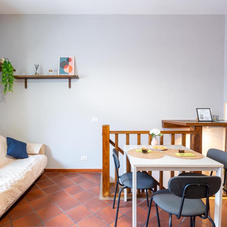 Loft16 Rome - 10 min PlGNETO - COLOSSEO - Appartamento con 1 Camera da Letto - 16