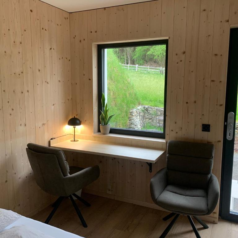 Waldblick - Neubau - Self-Check-In - kein Verkehr - am Wald - Parkplätze vor Tür - apartment or double room - Doppelzimmer mit eigenem Bad - 4