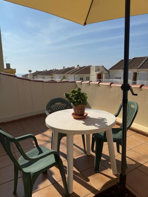 Residencial Playa del Moro - One-Bedroom Apartment - 2