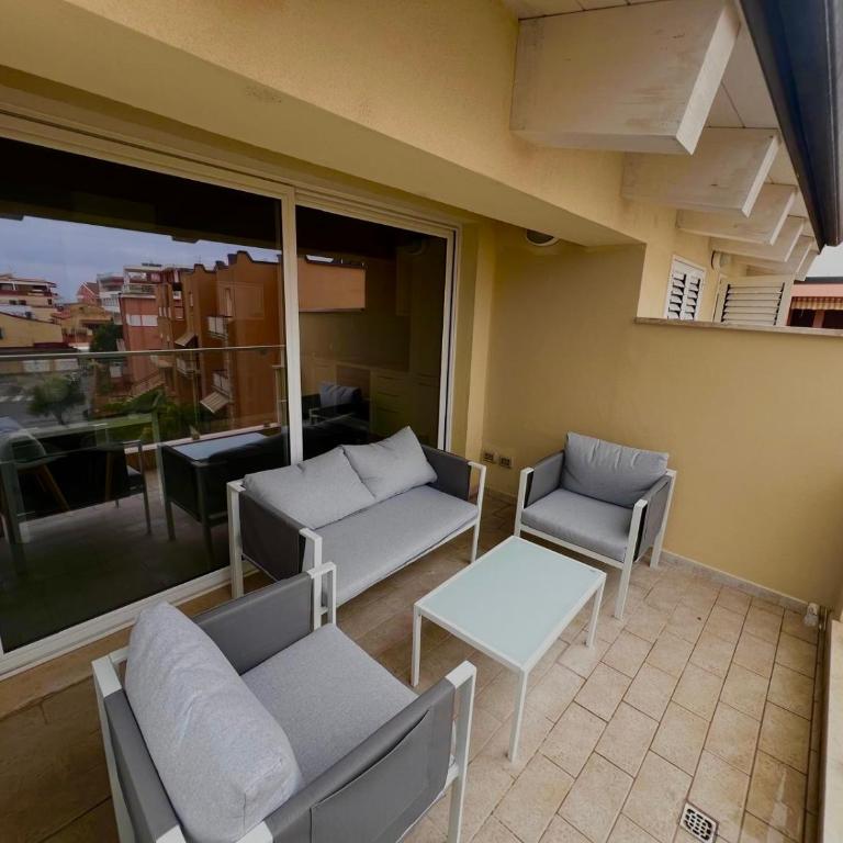 R & D - Penthouse Apartment - 6