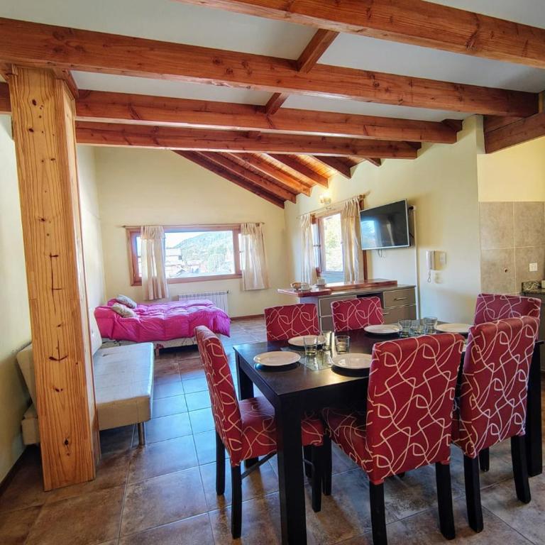 Dpto con VISTA Al CERRO Y LAGO - Apartamento de 2 dormitorios - 20
