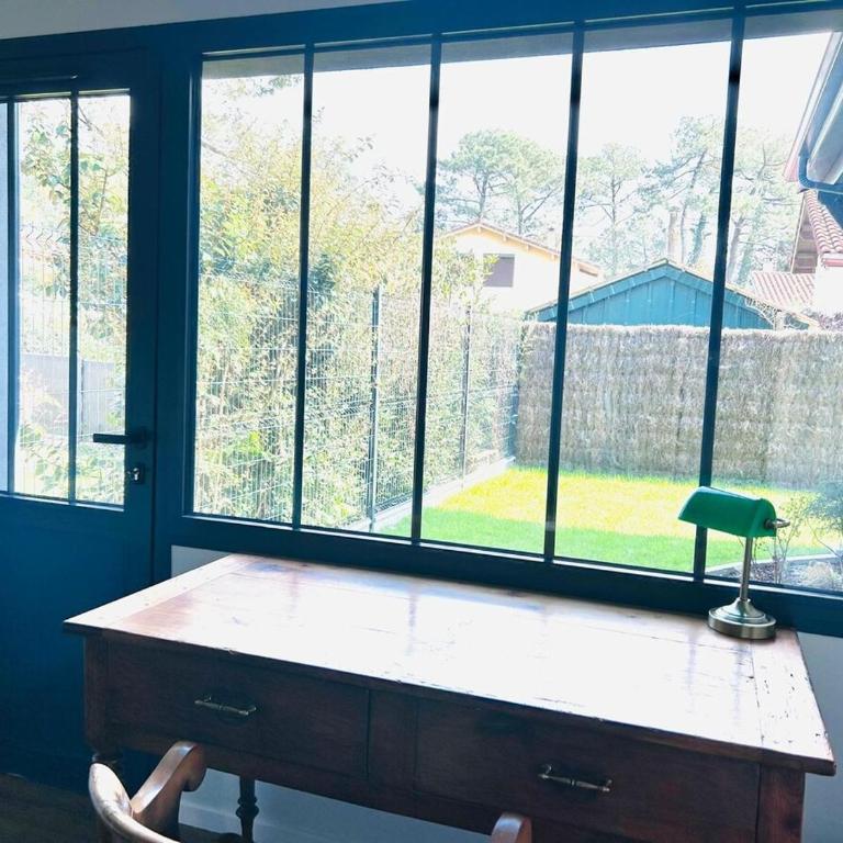 New house, everything within walking distance, swimming pool - Villa - 16