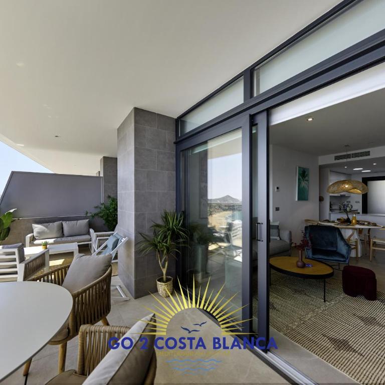 Sunset Cliffs Palms - Two-Bedroom Apartment with Balcony and Sea View - 27
