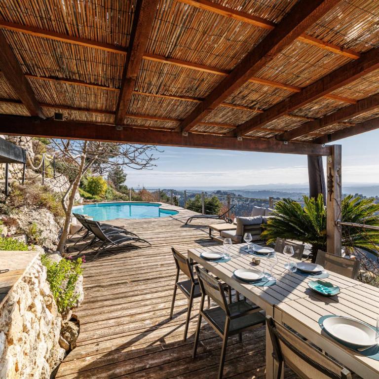 VILLA LAVANDINE - Maison Provencale avec Piscine - Magnifique vue - Maison de Vacances 3 Chambres - 2