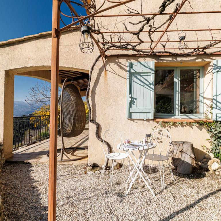 VILLA LAVANDINE - Maison Provencale avec Piscine - Magnifique vue - Maison de Vacances 3 Chambres - 8