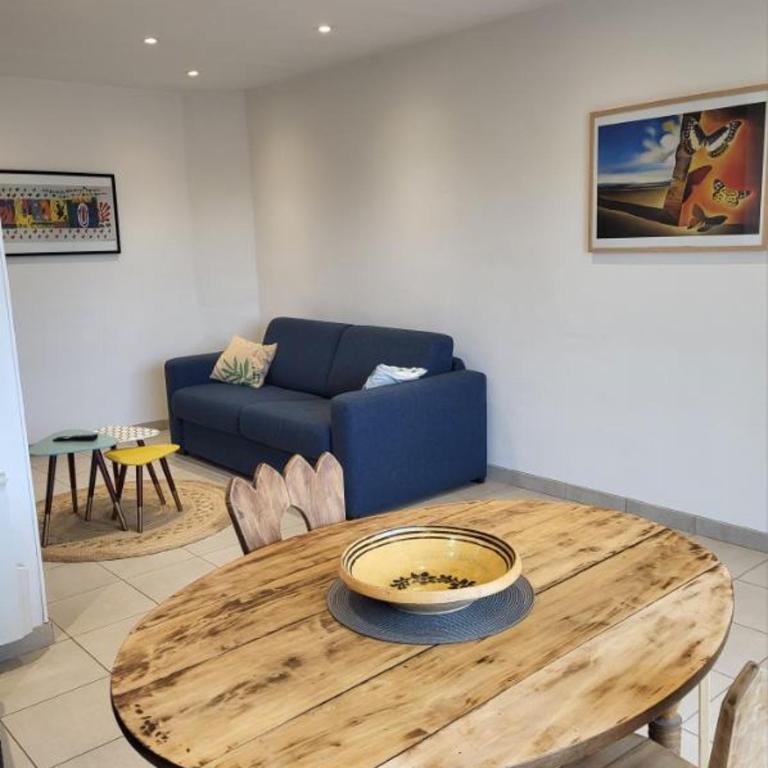 Appartement 3 pièces proche de la mer et centre avec parking privatif - Apartment mit 2 Schlafzimmern - 6