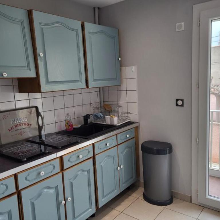 Appartement 3 pièces proche de la mer et centre avec parking privatif - Apartment mit 2 Schlafzimmern - 7