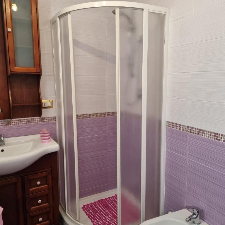 Wohnung mit sonniger Dachterasse - Appartamento con 2 Camere da Letto - 16