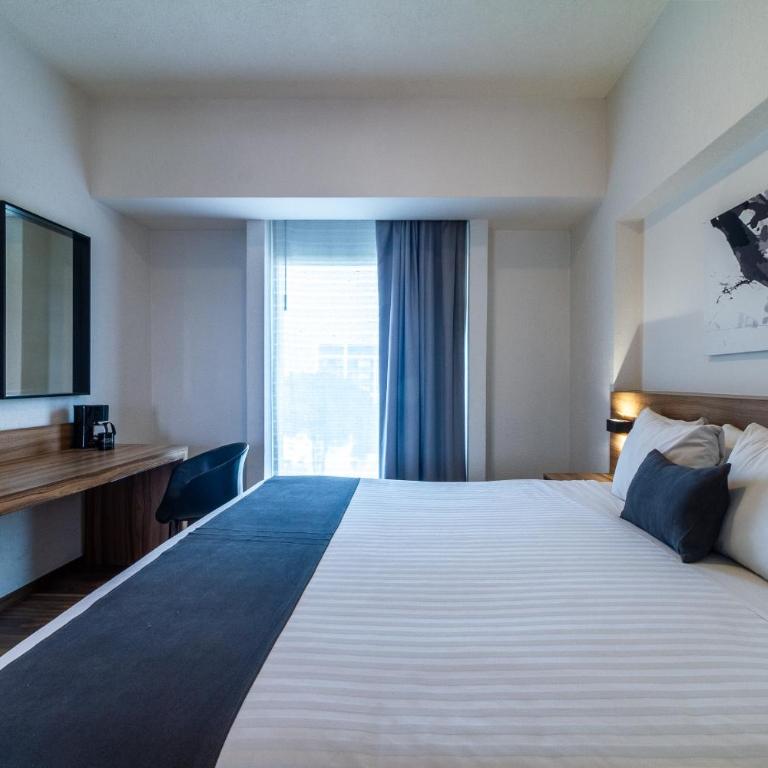 Mesón Ejecutivo Guadalajara - Nuevo Consulado Americano Monraz - Habitación Executive con cama extragrande - 3