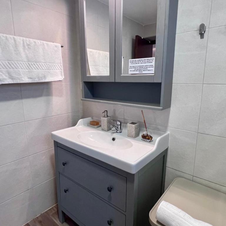 Cozy Historical Andalusian 3BR House Peachy Stays - Casa de 3 dormitorios - 21