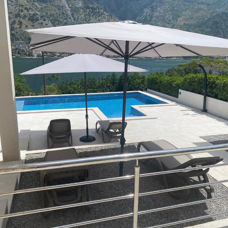 Studio apartment with heated pool - One-Bedroom Apartment - 11