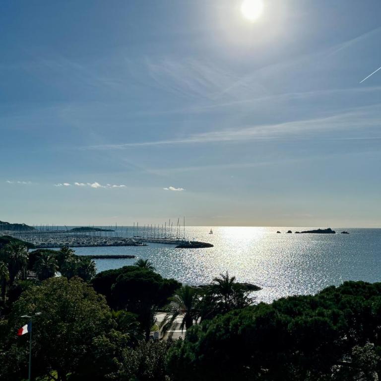 Beautiful apartment stunning view of the Lion de Mer - Apartment mit 1 Schlafzimmer - 22