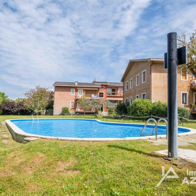 Darina - Immobiliare Azzurra - Appartamento con Vista Piscina - 1