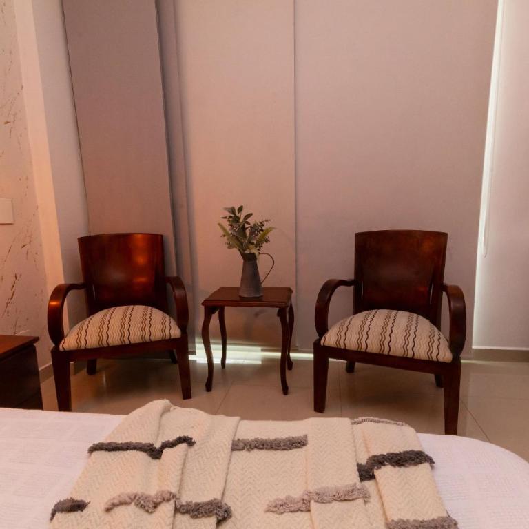 Oceanfront condominium with direct access to the beach. - One-Bedroom Apartment with Lake View - 10