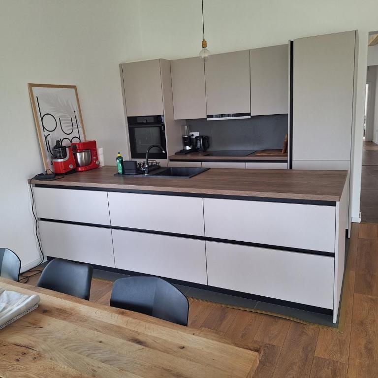 Farah Superior Apartments - Villa - Beach Front - 27