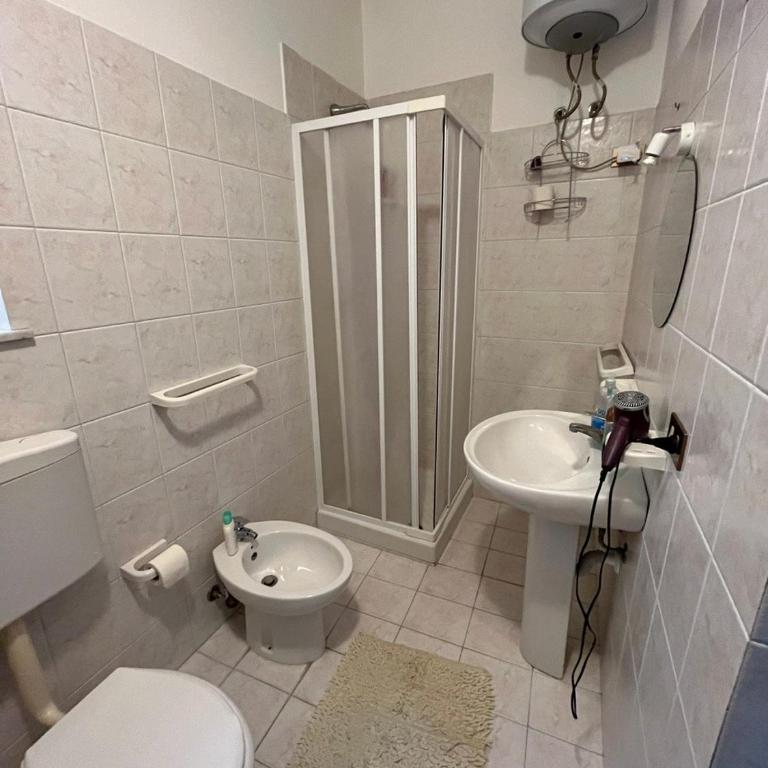 Al Maqueda - Twin Room with Shared Bathroom - 5