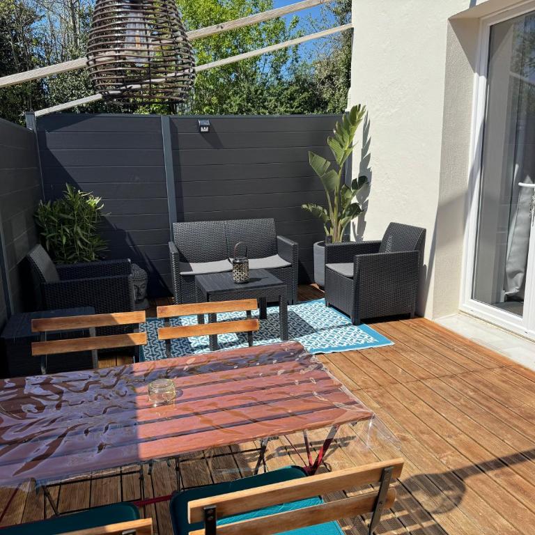 Logement avec terrasse et parking - Appartement 1 Chambre - 7