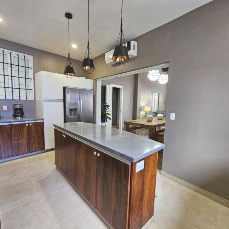 Iconic Centro Retreat Walk to Beach & Dining - Two-Bedroom Apartment - 28