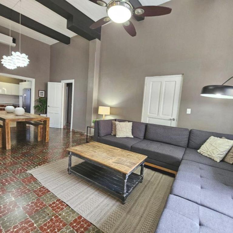 Iconic Centro Retreat Walk to Beach & Dining - Two-Bedroom Apartment - 30