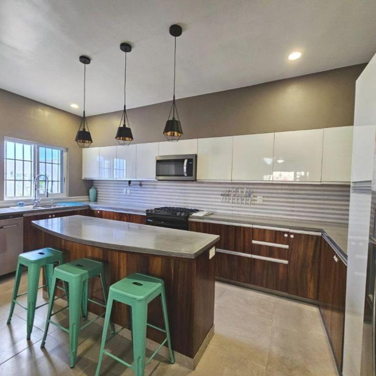 Iconic Centro Retreat Walk to Beach & Dining - Two-Bedroom Apartment - 48