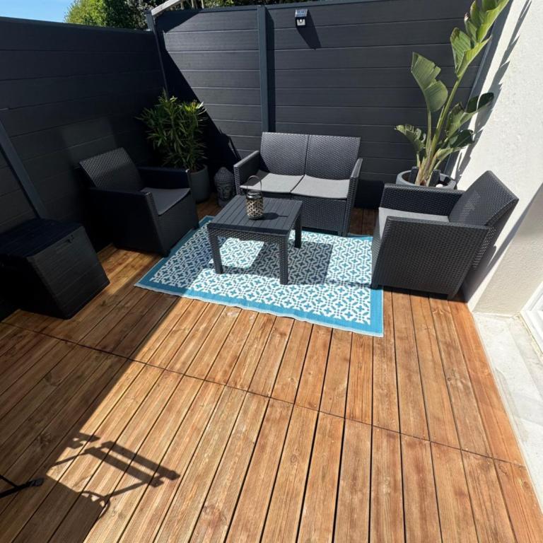 Logement avec terrasse et parking - Appartement 1 Chambre - 3