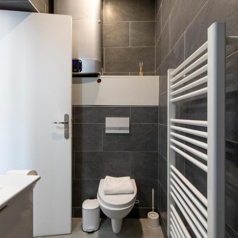 Parisian Getaway for two in iconic Montmartre neighborhood - Monolocale Deluxe - 15