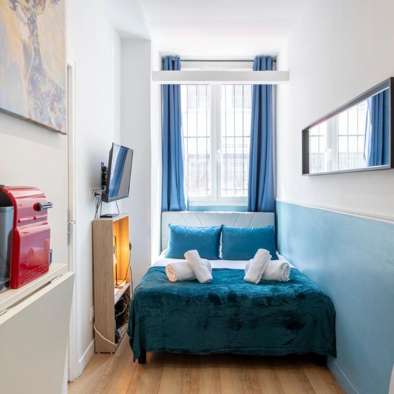 Parisian Getaway for two in iconic Montmartre neighborhood - Monolocale Deluxe - 9