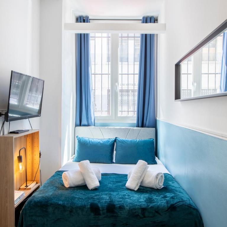 Parisian Getaway for two in iconic Montmartre neighborhood - Monolocale Deluxe - 11