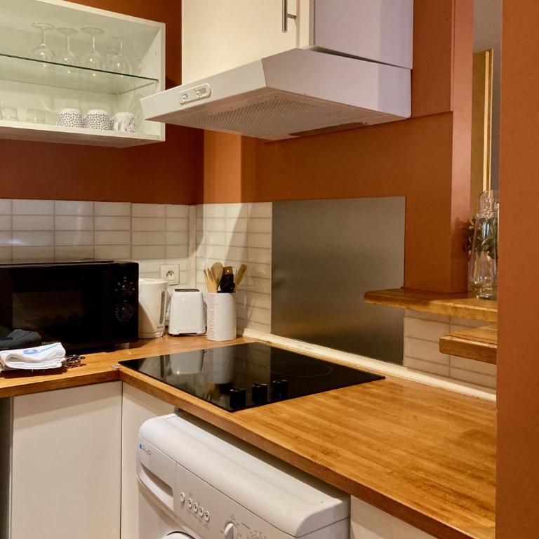 L'Escale médiévale - One-Bedroom Apartment with Terrace - 8