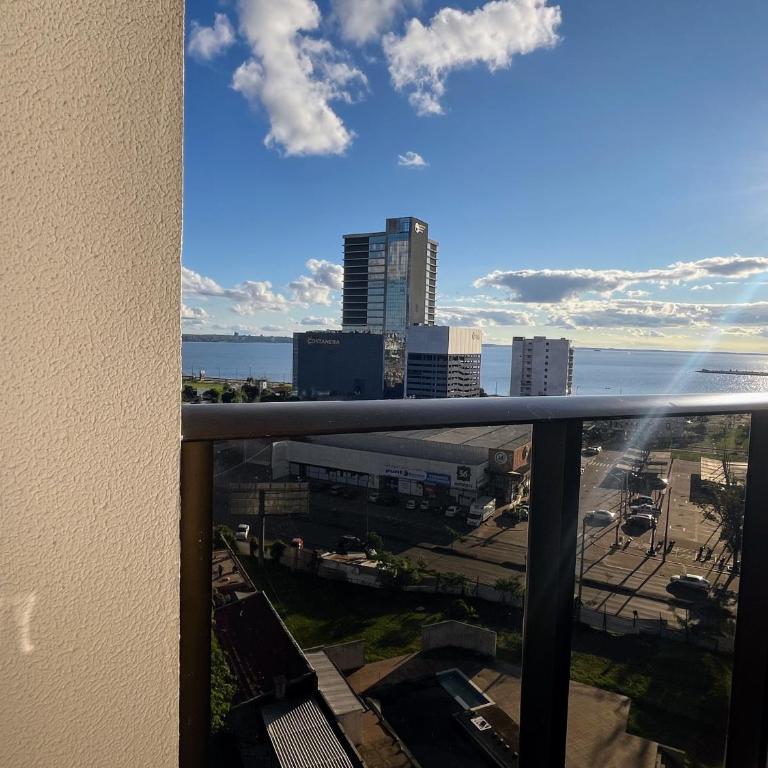 Confort y estilo en cada rincón - Apartamento de 2 dormitorios con vistas al río - 11