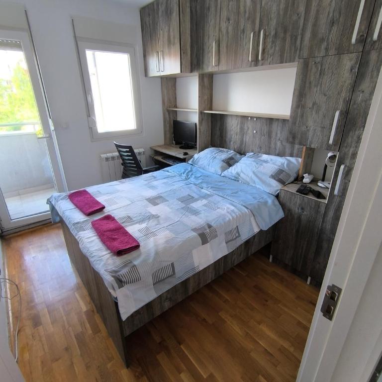 Apartment for a day, Zemun, Altina, two rooms - Apartman sa 1 Spavaćom Sobom - 9