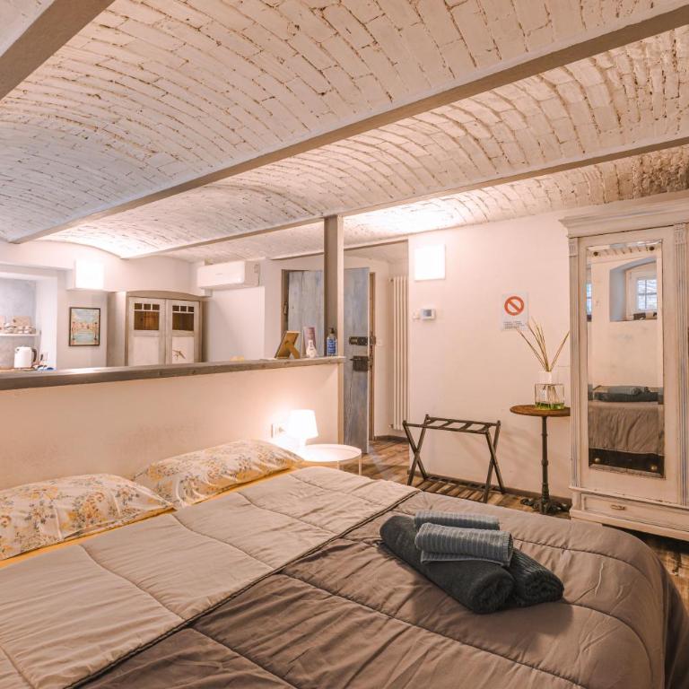 Trieste Art Loft - Camera Deluxe - 11